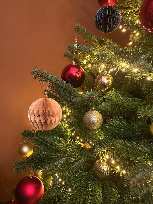 Luxury Decorated Real Christmas Tree Package - 9ft